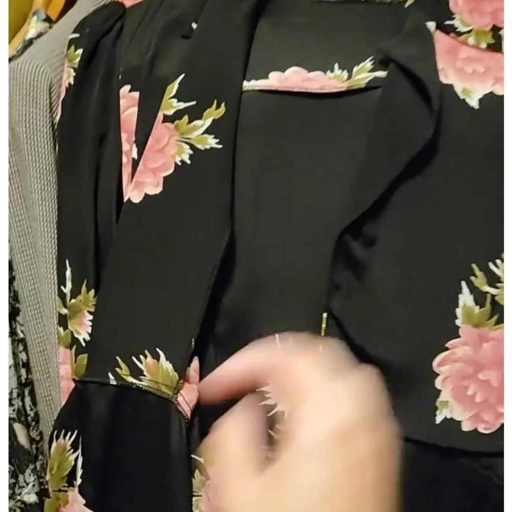 Reformation midi dress black rose flower - Picture 5 of 7